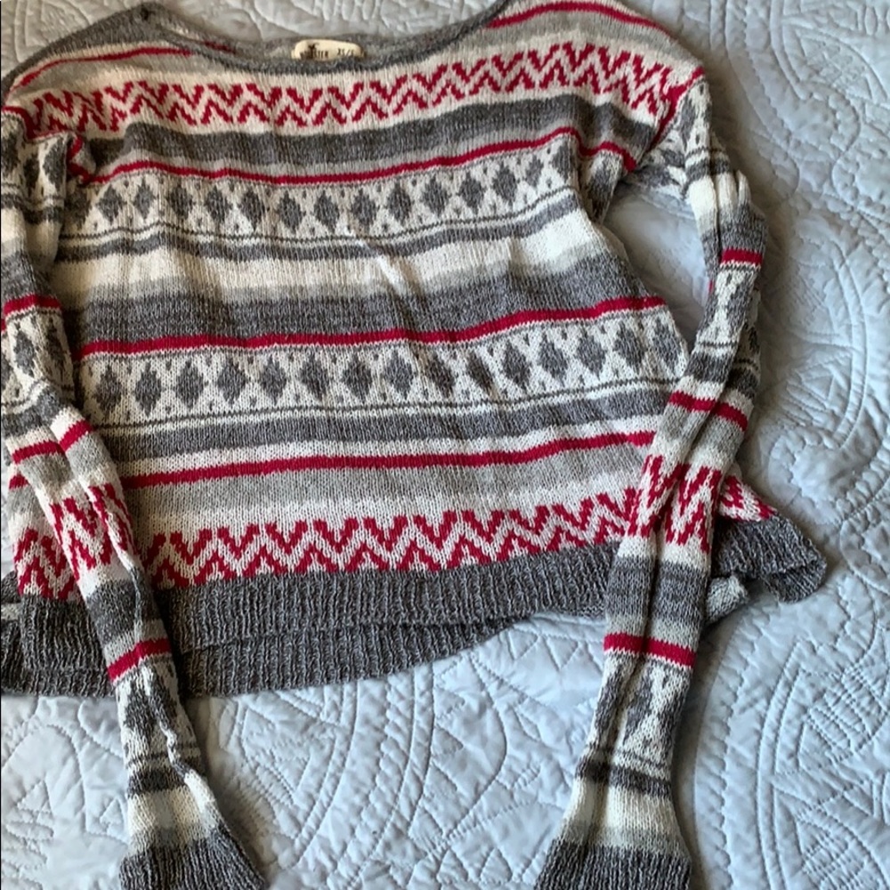 Hollister sweater